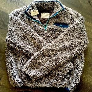 🥰Aero pull over fleece